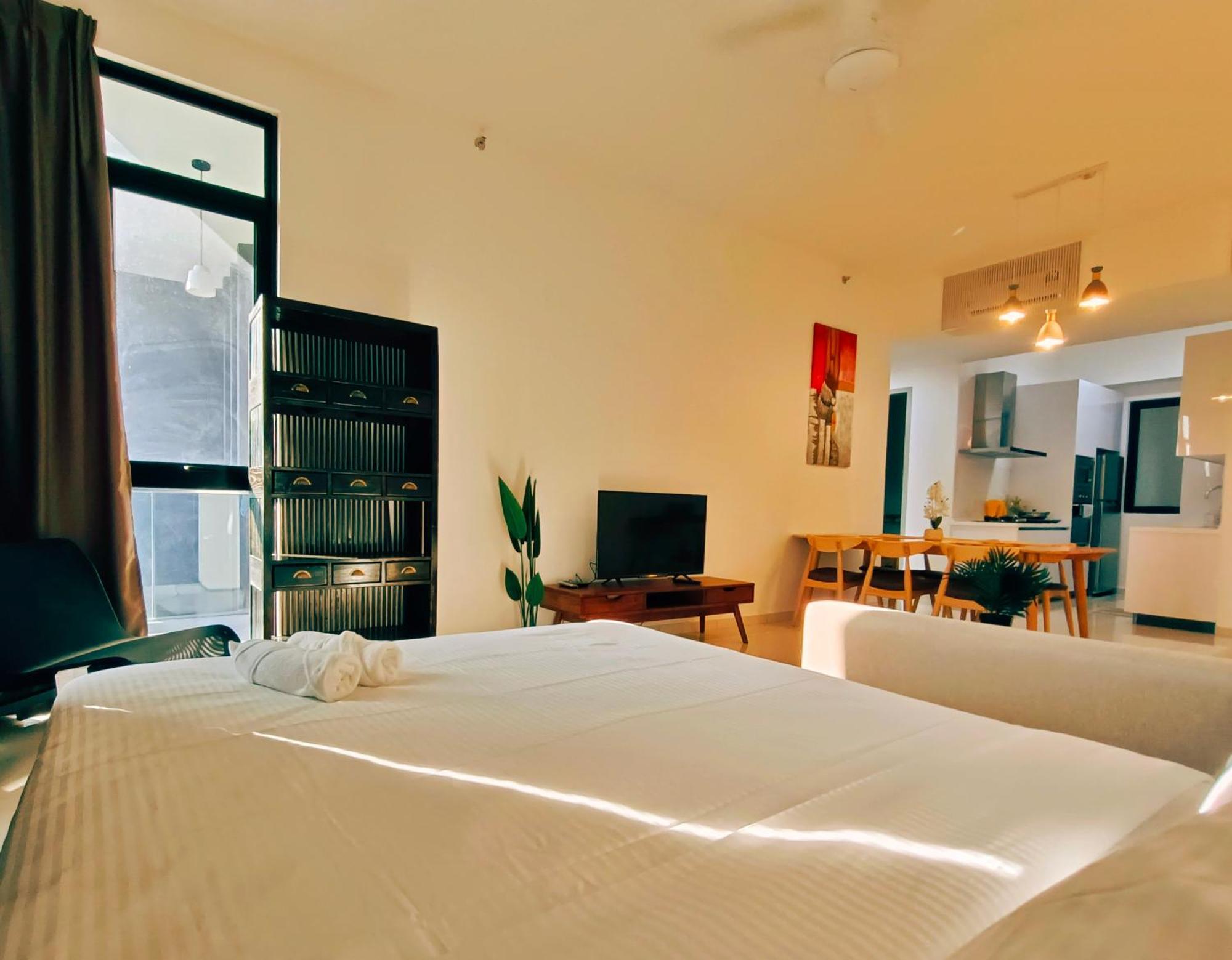 New Georgetown Instagramable 2Br Homestay For 10Pax 无敌美景两房民宿 Beacon Executive Suite Zewnętrze zdjęcie