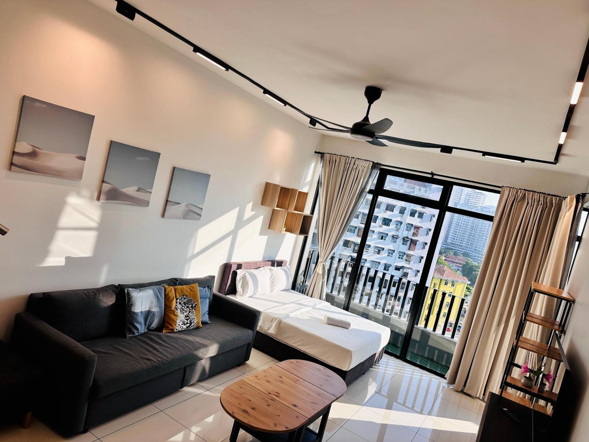 New Georgetown Instagramable 2Br Homestay For 10Pax 无敌美景两房民宿 Beacon Executive Suite Zewnętrze zdjęcie