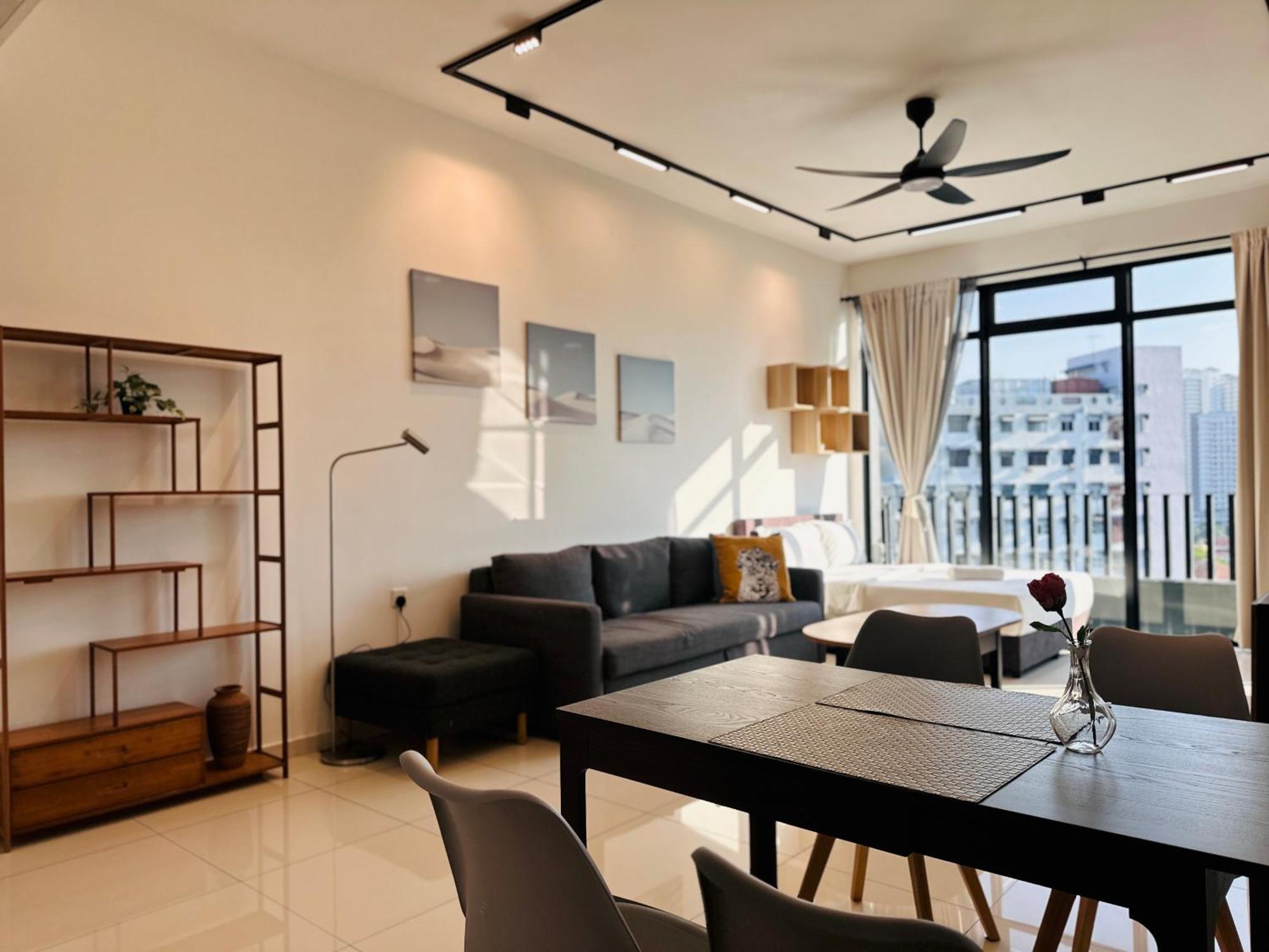 New Georgetown Instagramable 2Br Homestay For 10Pax 无敌美景两房民宿 Beacon Executive Suite Zewnętrze zdjęcie