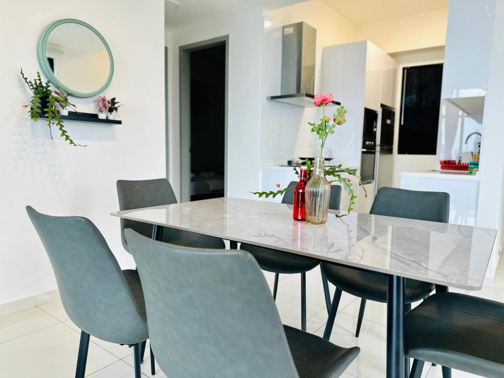 New Georgetown Instagramable 2Br Homestay For 10Pax 无敌美景两房民宿 Beacon Executive Suite Zewnętrze zdjęcie